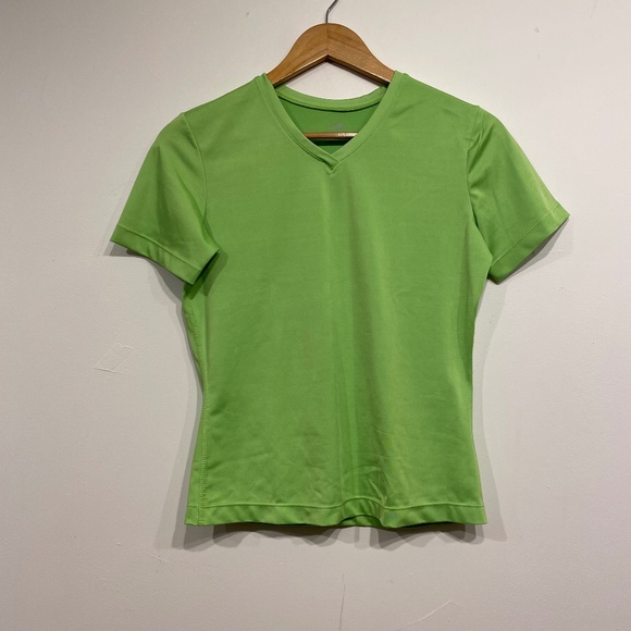 **$5 SALE** Champion Green V-Neck Activewear T-Shirt - Picture 1 of 2